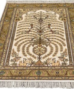 Hereke Oriental Rug 184 × 122 cm, silk, hand-knotted — view 2