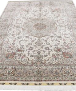 Hereke Oriental Rug 243 × 171 cm, silk, hand-knotted — view 2