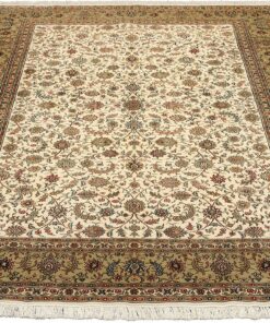 Hereke Oriental Rug 283 × 190 cm, silk, hand-knotted — view 2