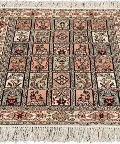 Hereke Oriental Rug 91 × 61 cm, silk, hand-knotted — view 2