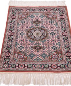 Hereke Oriental Rug 92 × 61 cm, silk, hand-knotted — view 2
