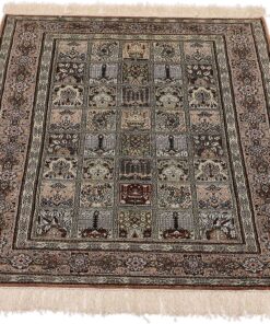 Hereke Oriental Rug 118 × 77 cm, silk, hand-knotted — view 2