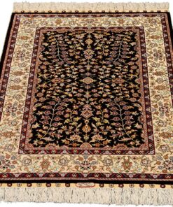 Hereke Oriental Rug 123 × 77 cm, silk, hand-knotted — view 2