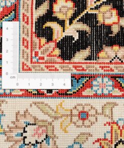 Hereke Oriental Rug 123 × 77 cm, silk, hand-knotted — view 3