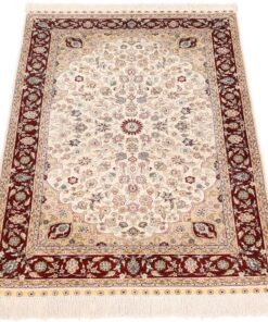 Hereke Oriental Rug 122 × 78 cm, silk, hand-knotted — view 2