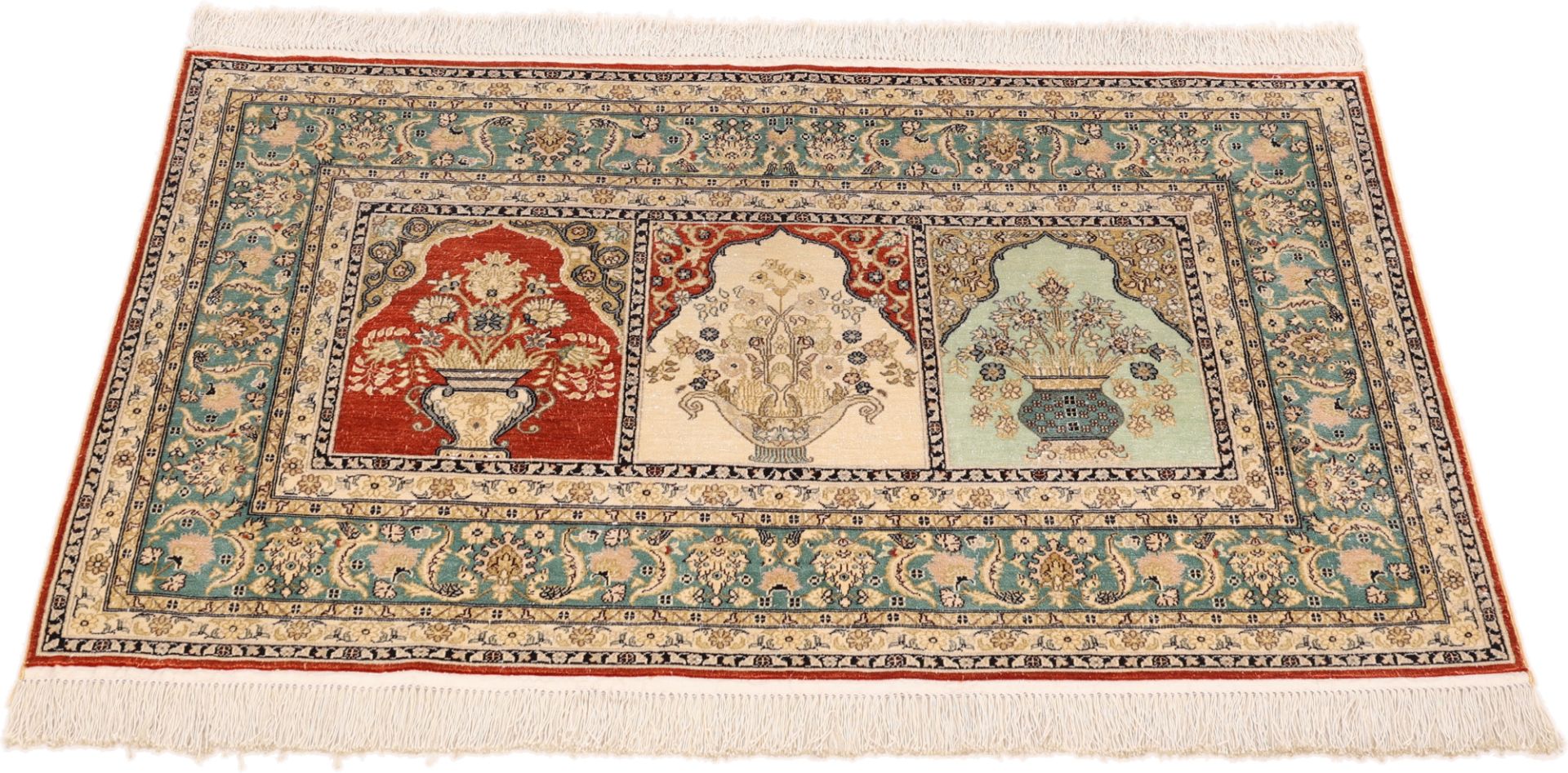 Hereke Oriental Rug 123 × 78 cm, silk, hand-knotted — view 2