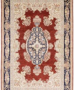 Hereke Oriental Rug 124 × 79 cm, silk, hand-knotted
