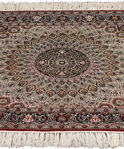 Hereke Oriental Rug 91 × 91 cm, silk, hand-knotted — view 2