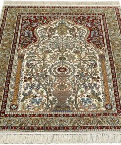 Hereke Oriental Rug 150 × 94 cm, silk, hand-knotted — view 2