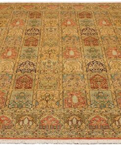 Oriental Rug 377 × 277 cm, silk, hand-knotted — view 2