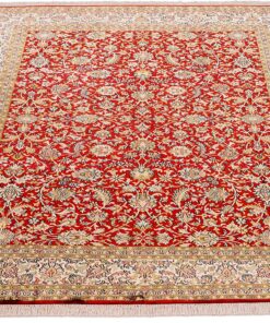 Kashmir Oriental Rug 217 × 156 cm, silk, hand-knotted — view 3