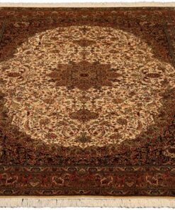 Kashmir Oriental Rug 219 × 158 cm, silk, hand-knotted — view 2