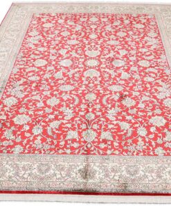 Kashmir Oriental Rug 249 × 172 cm, silk, hand-knotted — view 2