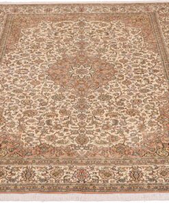 Kashmir Oriental Rug 246 × 175 cm, silk, hand-knotted — view 2