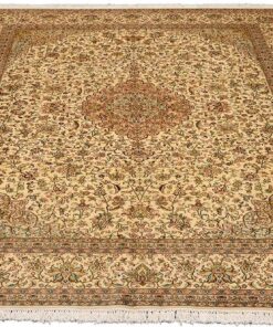 Kashmir Oriental Rug 336 × 243 cm, silk, hand-knotted — view 2