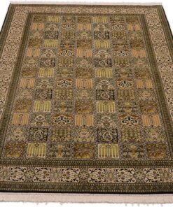 Kashmir Oriental Rug 255 × 153 cm, silk, hand-knotted — view 2