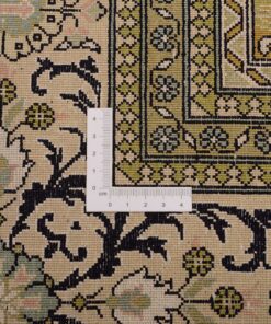 Kashmir Oriental Rug 255 × 153 cm, silk, hand-knotted — view 3