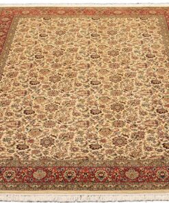 Kashmir Oriental Rug 242 × 166 cm, silk, hand-knotted — view 2