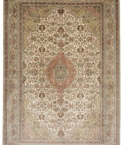 Kashmir Oriental Rug 252 × 169 cm, silk, hand-knotted