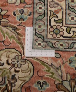 Kashmir Oriental Rug 277 × 185 cm, silk, hand-knotted — view 3