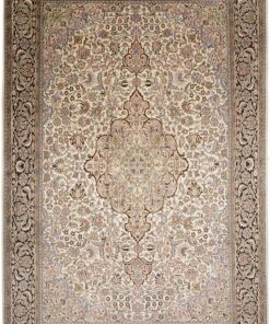 Kashmir Oriental Rug 284 × 192 cm, silk, hand-knotted