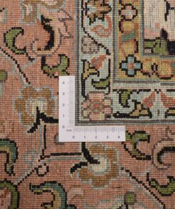 Kashmir Oriental Rug 281 × 193 cm, silk, hand-knotted — view 3