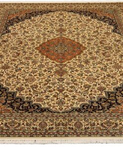 Kashmir Oriental Rug 282 × 197 cm, silk, hand-knotted — view 2
