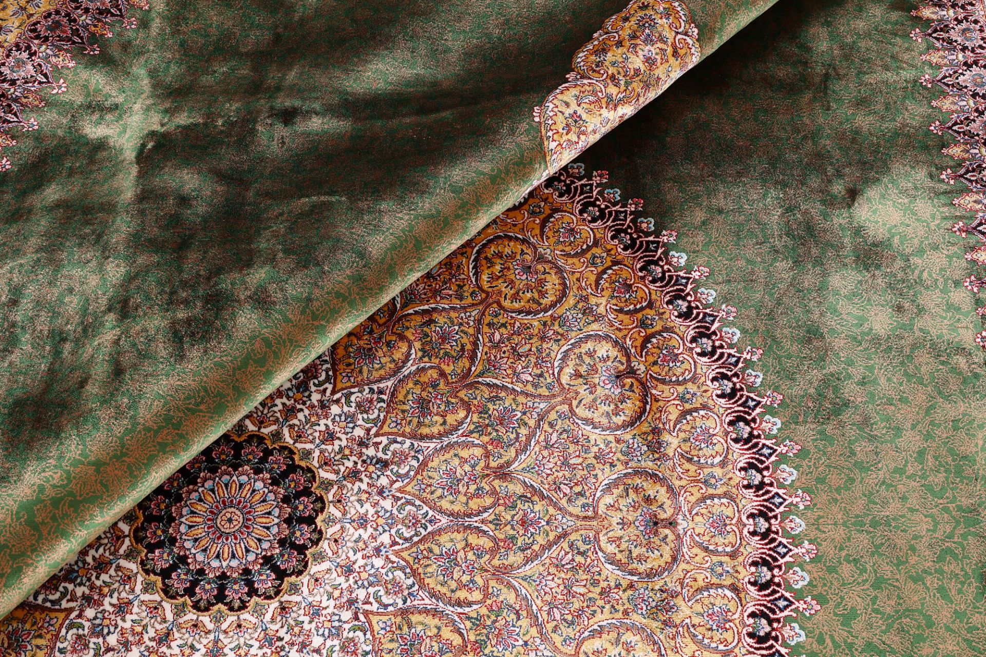 Kashmir Oriental Rug 300 × 200 cm, silk, hand-knotted — view 8