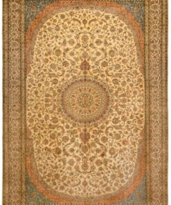 Kashmir Oriental Rug 319 × 212 cm, silk, hand-knotted