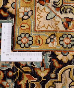 Kashmir Oriental Rug 367 × 275 cm, silk, hand-knotted — view 3