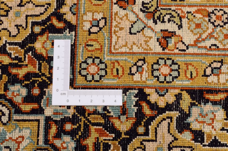 Kashmir Oriental Rug 367 × 275 cm, silk, hand-knotted — view 3