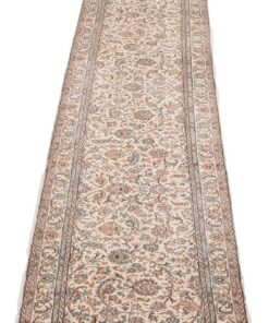 Kashmir Oriental Rug 434 × 70 cm, silk, hand-knotted — view 2