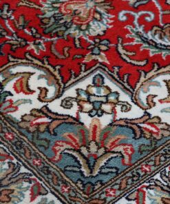 Kashmir Oriental Rug 215 × 79 cm, silk, hand-knotted — view 8