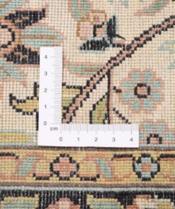 Kashmir Oriental Rug 312 × 83 cm, silk, hand-knotted — view 3