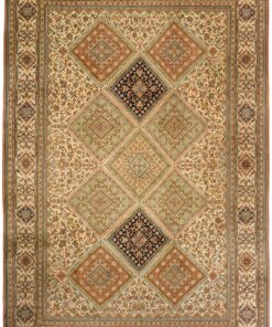 Kashmir Oriental Rug 319 × 218 cm, silk, hand-knotted