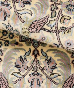 Kashmir Oriental Rug 308 × 82 cm, silk, hand-knotted — view 4