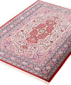 Qom Persian Rug 140 × 100 cm, silk, hand-knotted — view 2