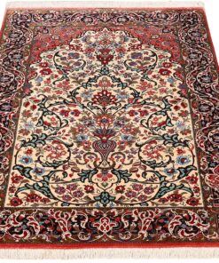 Qom Persian Rug 156 × 102 cm, silk, hand-knotted — view 2