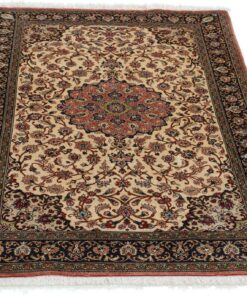Qom Persian Rug 122 × 75 cm, silk, hand-knotted — view 7
