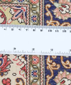 Qom Persian Rug 122 × 75 cm, silk, hand-knotted — view 10